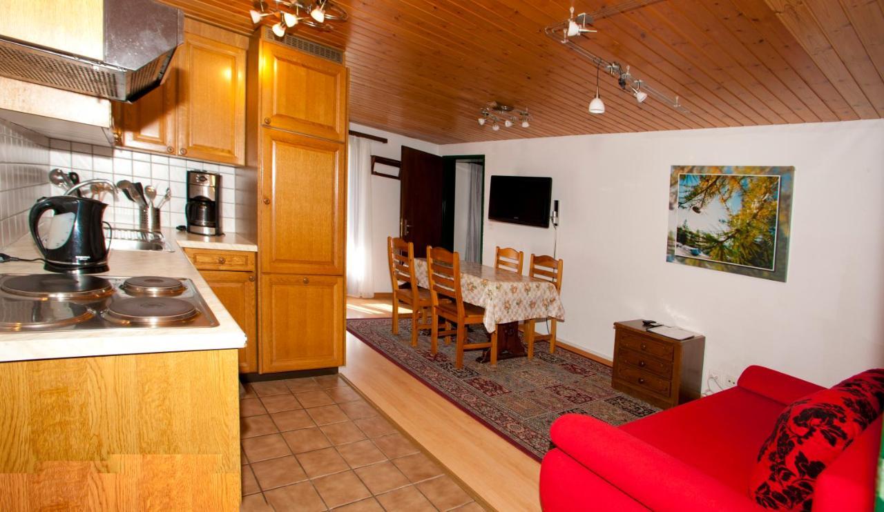 Haus Waldheim Grachen Apartment Exterior photo