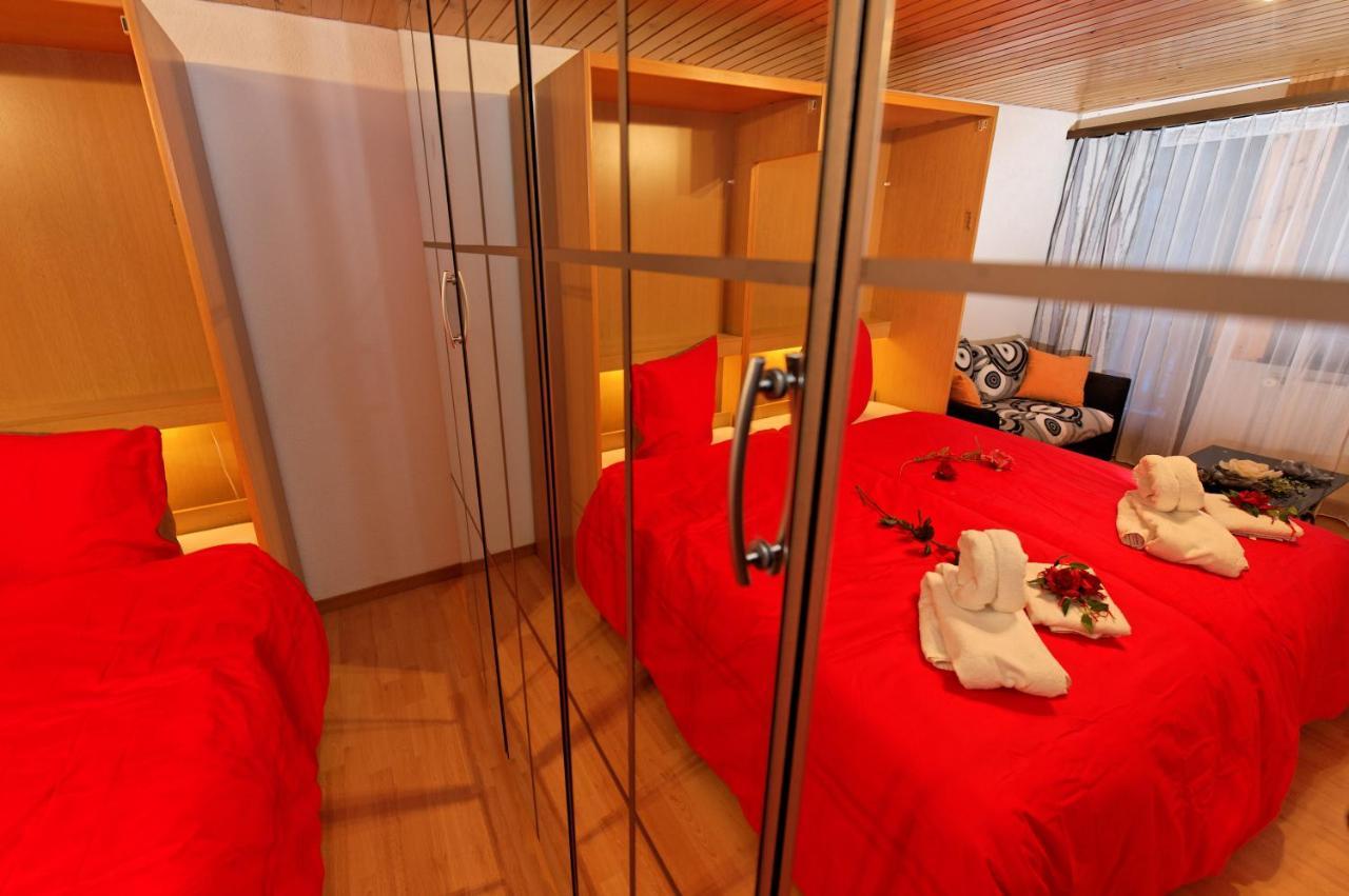 Haus Waldheim Grachen Apartment Room photo